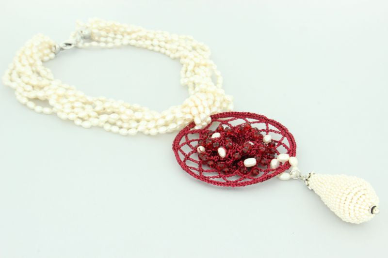 Necklace, Fresh River Pearls and Macrame Lace pendant - natural italian skincare www.MilanoCoronado.com