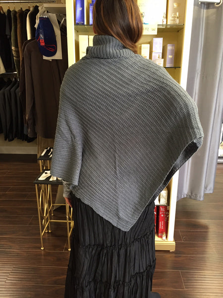 Poncho, Gray sequins in front with turtleneck - natural italian skincare www.MilanoCoronado.com