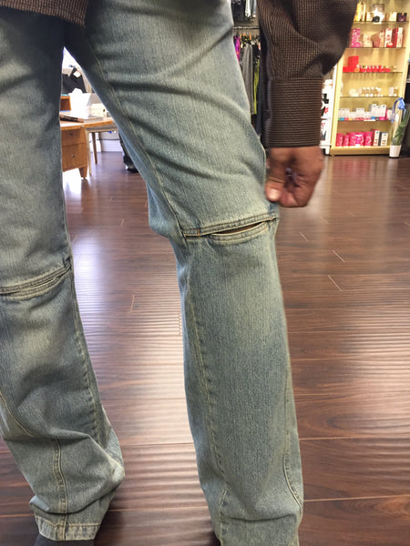 Jeans, light blue straight leg With cuts at knee - natural italian skincare www.MilanoCoronado.com