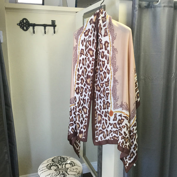 Scarf, Animal print Hermz, Beige - natural italian skincare www.MilanoCoronado.com